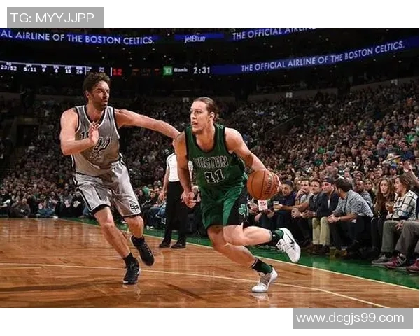 巴塞罗那与凯尔特人激战正酣谁将赢得这场足球盛宴